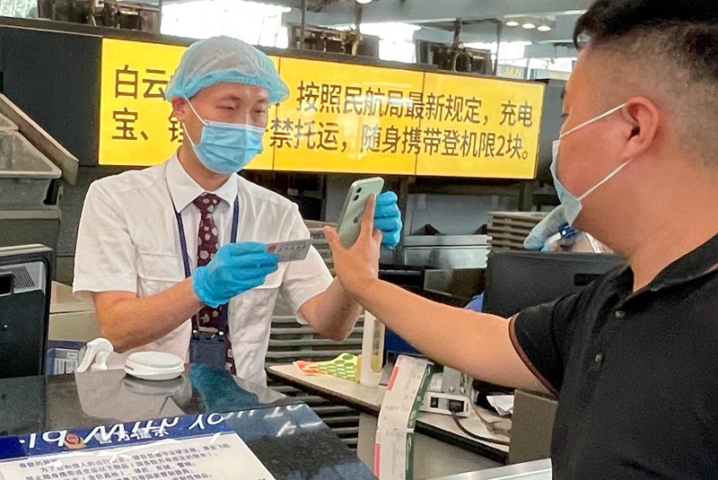 東航廣東分公司築牢疫情防控堡壘_fororder_3