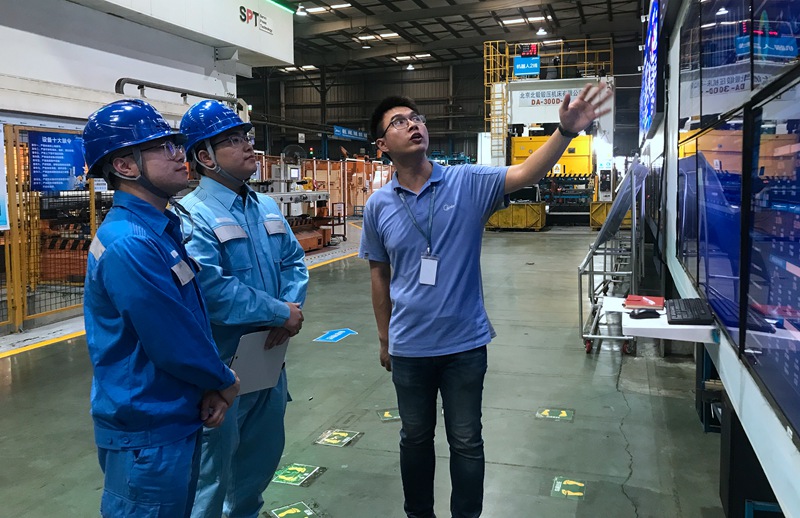 南方電網多措並舉力保企業正常生産用電_fororder_2-1
