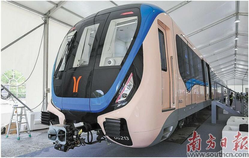 國內首列80A標準列車在廣州下線_fororder_1