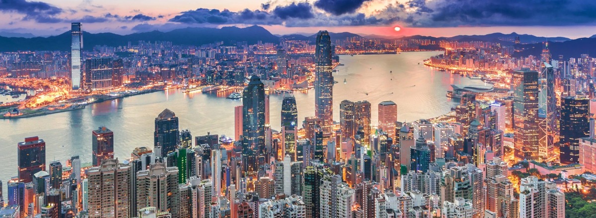 新型電力系統質檢中心落戶大灣區_fororder_Hong-Kong-city-view-from-peak-at-Sunrise-scaled