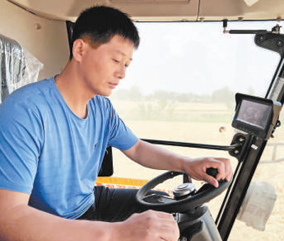 新車載北斗 收麥播種更順手