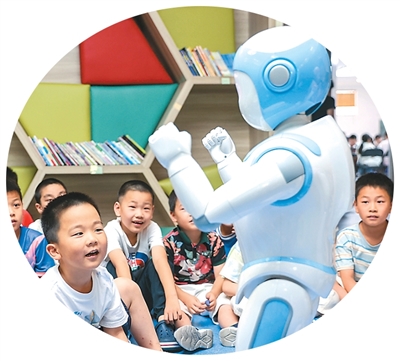 中國服務機器人何以在全球脫穎而出