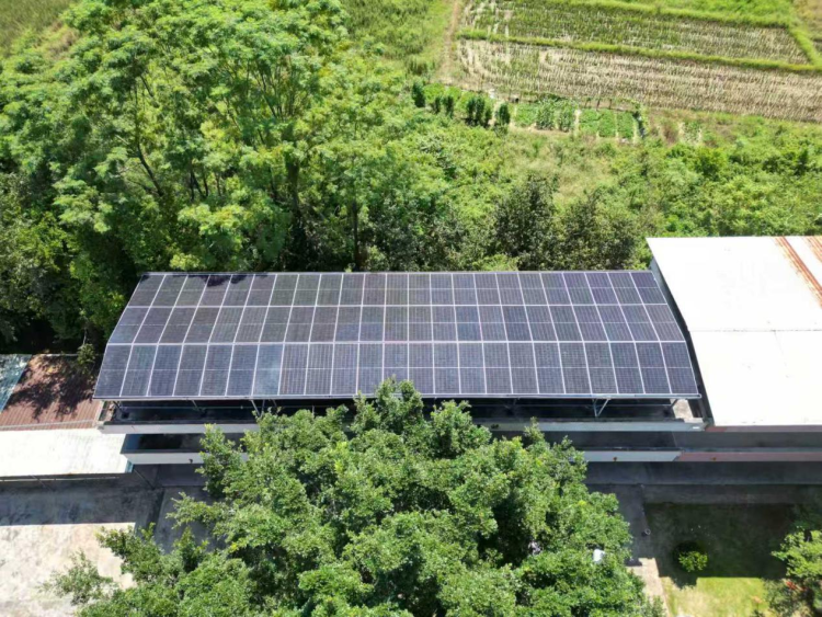 “光伏+屋頂”——中建電力建設有限公司如何把政府屋頂變成25年的“陽光銀行” “光伏+屋頂”——中建電力建設有限公司如何把政府屋頂變成25年的“陽光銀行”_fororder_38