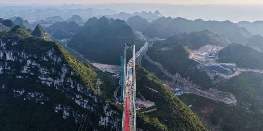 在建世界第一高橋成功拆除貓道