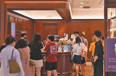 從嘗鮮到長線 首店經濟持續升溫