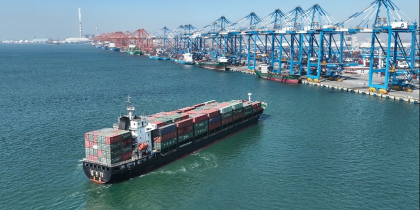 西部陸海新通道班列累計發送貨物突破500萬標箱