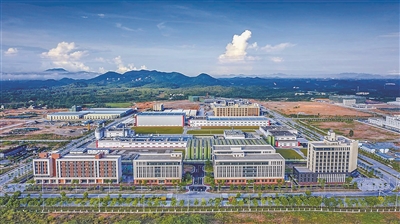 把綠能産業升級為零碳工業