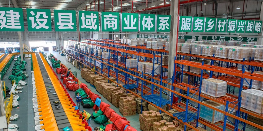 “雙十一”來臨 電商快遞企業銷售發貨忙