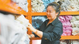 邊民互市熱  口岸經濟活