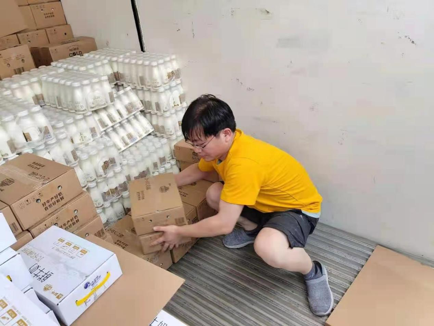 愛比雨大 風“豫”同“州”蒙牛700余萬元款物馳援河南_fororder_4