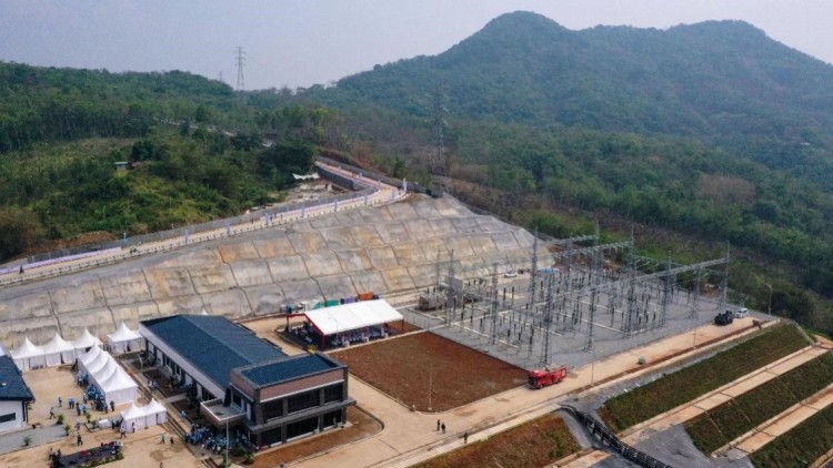 漂浮光伏加速“追光” 中國電建以“新”提“質”助力印尼邁向綠色未來_fororder_4