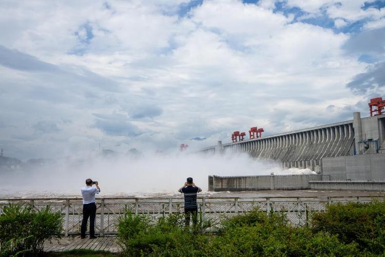 全國水利建設投資：連續3年破萬億元