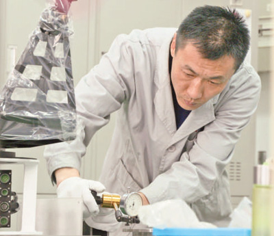 天線裝配 幹出精細活