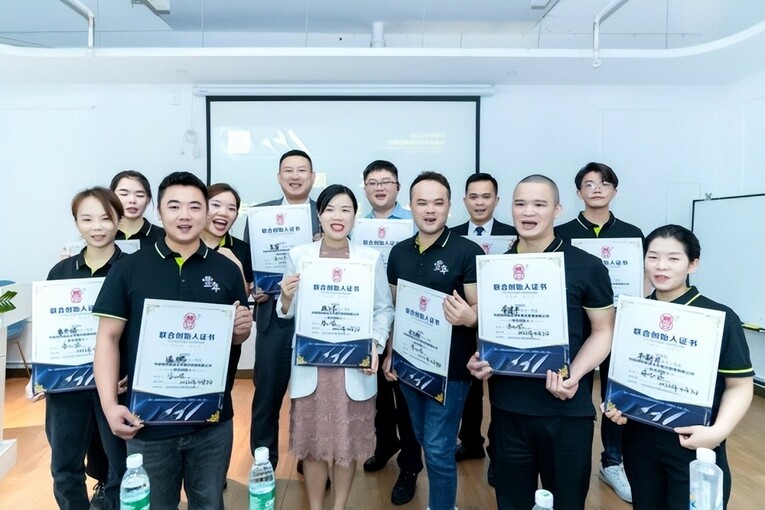 2022豐年餐飲連鎖品牌戰略升級發佈會在深圳圓滿舉辦