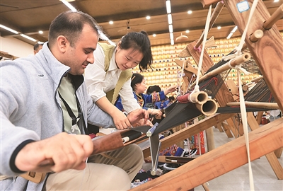 擴商店、增商品、優服務——中國離境退稅政策迎來升級_fororder_3b512c37-7624-4f83-ba94-123e8367a47b