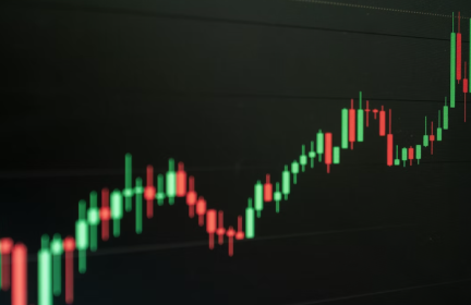 券商三季報“乘風破浪” 五家凈利潤破百億_fororder_wechat_2025-11-05_173434_300