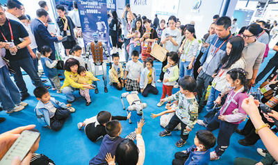 第五屆中國國際消費品博覽會在海南開幕——助力提振消費 攜手合作共贏_fororder_c3ba0dbb-e827-4478-8c6f-b346a2ffe341