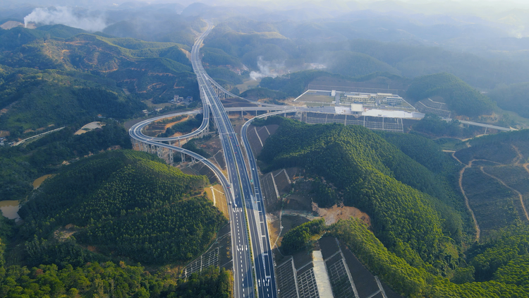 上橫高速一期工程建成通車