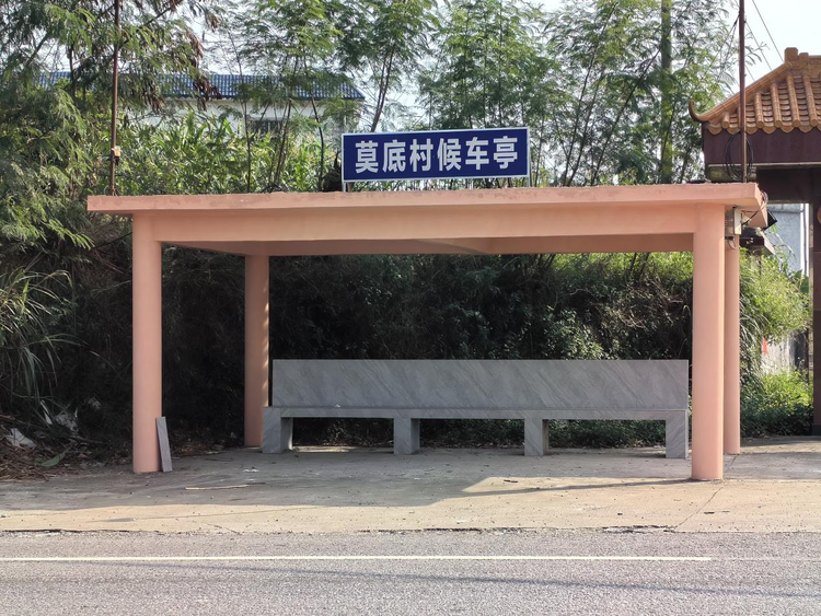 桂平公路養護中心多舉措打造“壯美公路” 為群眾出行安全感“加碼”