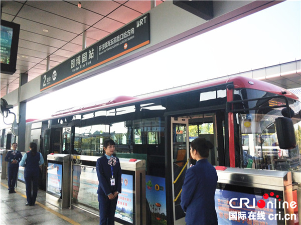 【加急】【唐已審】【原創】南寧：快速公交（BRT）二號線開通試運營