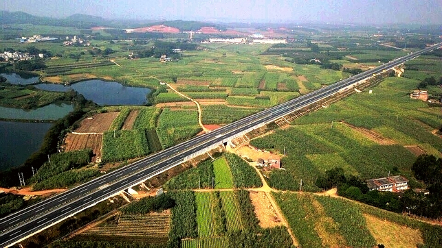 【唐已審】【供稿】廣西南寧：吳大高速公路建成通車