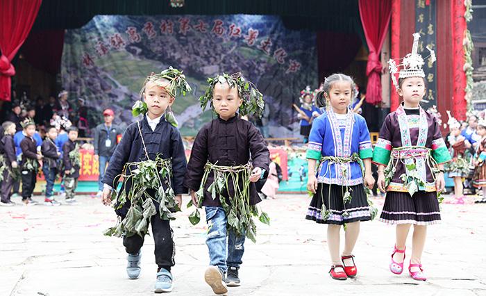 廣西三江：多彩紅薯節助脫貧