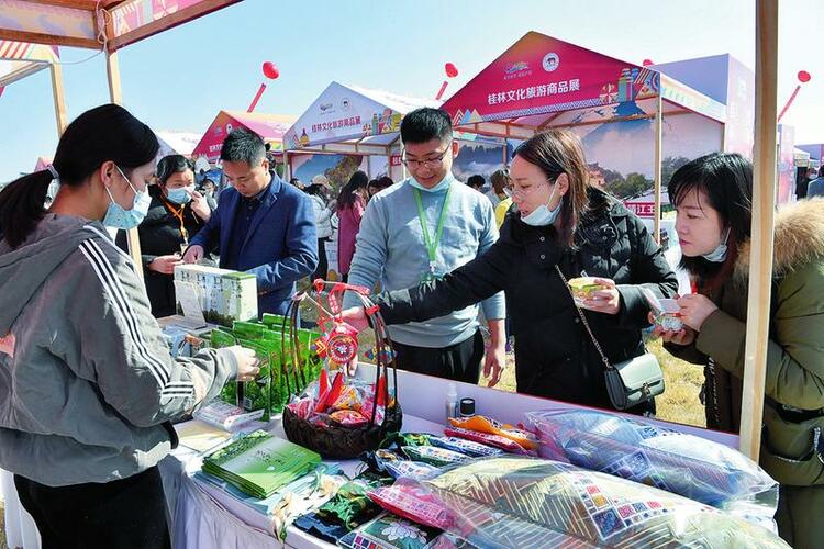 首屆廣西汽車旅遊大會打造旅居新體驗  兩天達成投資合作金額近20億元