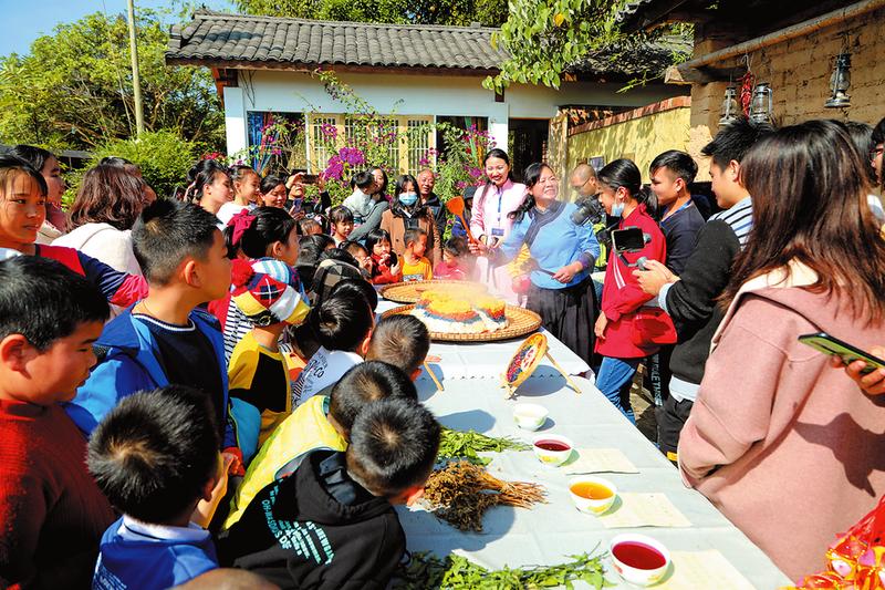 南寧市青秀區圖書館榮獲第八屆全國服務農民、服務基層文化建設先進集體