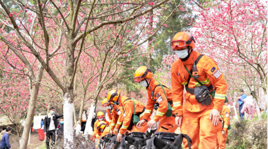 【B】廣西環江：靠前駐防防火執勤 守護青山綠水