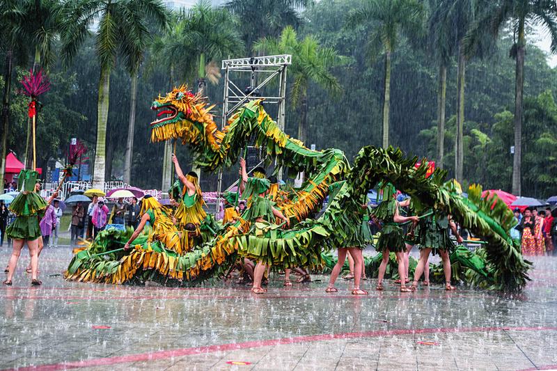 南寧青秀區：舞動“芭蕉香火龍” 延續“傳統”生命力