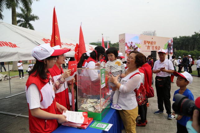 廣西紅十字會幫助地中海貧血患兒家庭走向光明