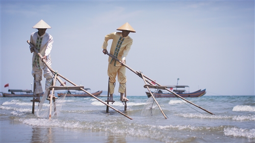 廣西東興：靠海吃海 依海而興