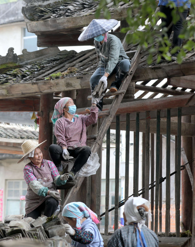 廣西三江：修繕鼓樓促振興