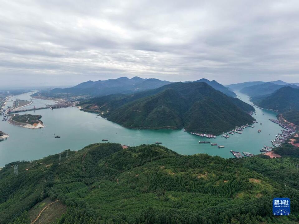 廣西大藤峽水利樞紐工程冬日加緊建設