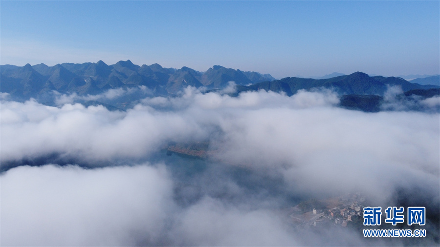 廣西大化：看煙波浩渺 山水相伴