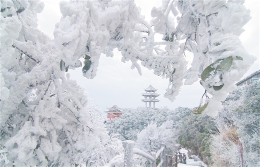 南寧大明山景區將現冰淩霧凇美景