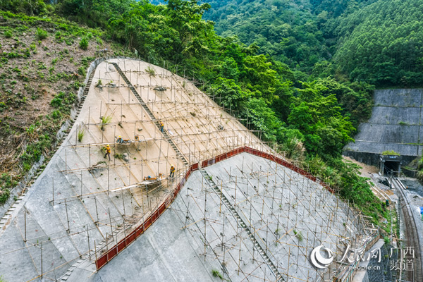 南昆鐵路最大水害復舊工程防洪能力升級