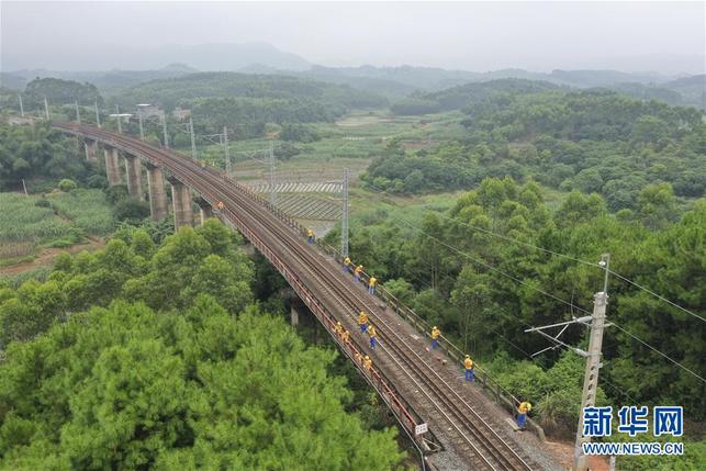 守護鐵路橋梁安全的“啄木鳥”