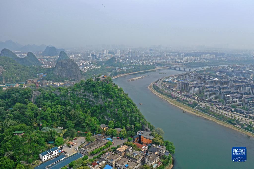 桂林山水正宜人