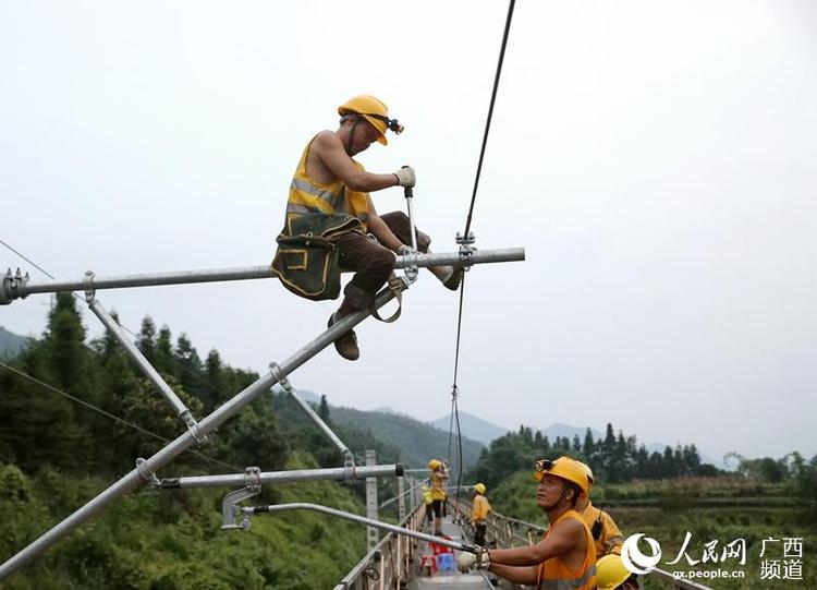 焦柳鐵路電氣化改造進入接觸網平推驗收階段