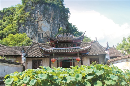 廣西富川瑤族自治縣秀水村大力發展鄉村旅遊