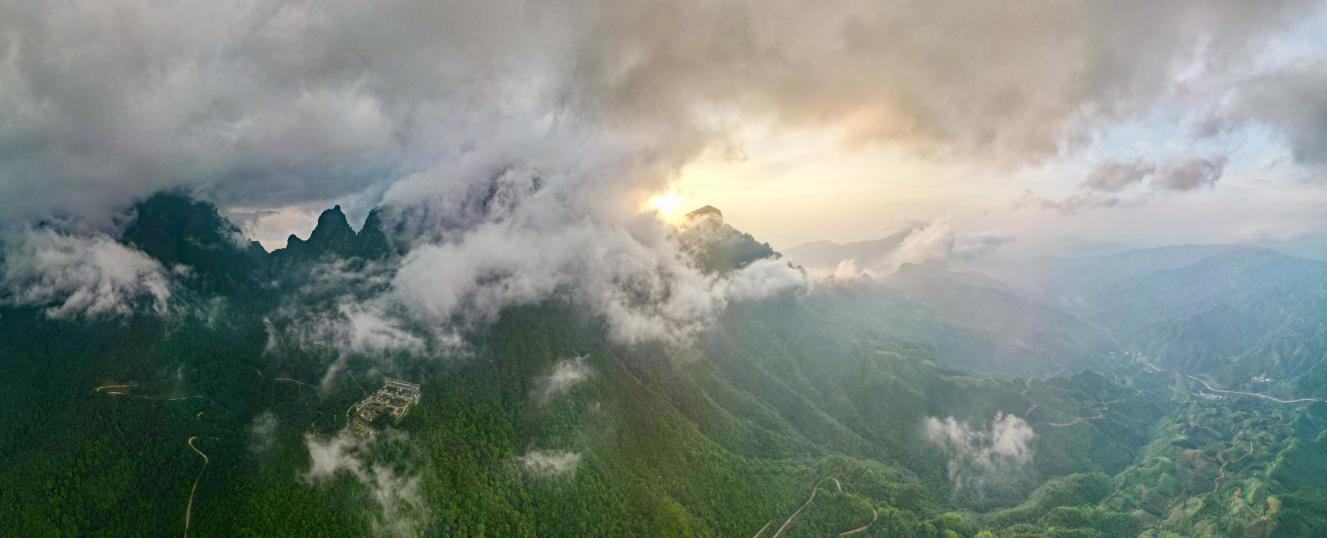 廣西金秀：聖堂山登山賽將於7月17日舉行_fororder_圖片1