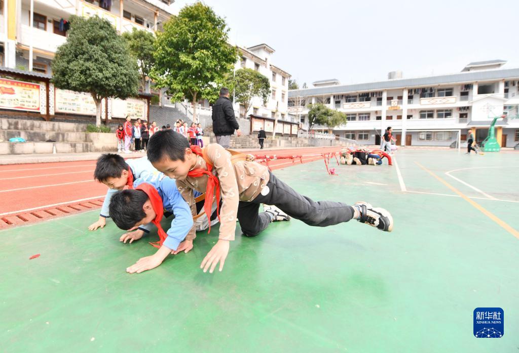 廣西梧州：民族傳統體育項目進校園