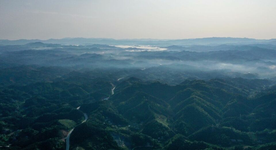 廣西：雲霧山川生態美