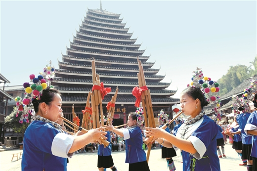 山水風情醉遊人 八桂大地盡歡騰