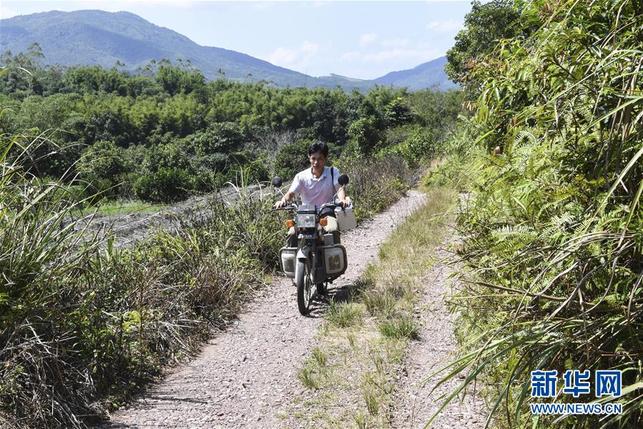 鄉村醫生黃霖：堅守山鄉守護健康