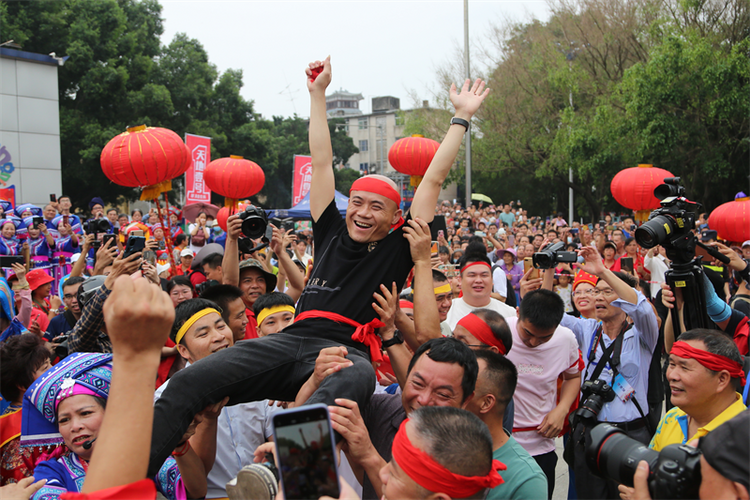 揚善送祝福 南寧市邕寧區舉辦多彩民俗活動慶蒲廟花婆節_fororder_圖片6