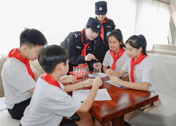 生態警務進校園 警校攜手護漓江_fororder_圖片16