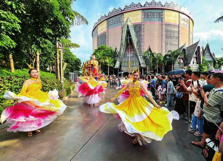 錦繡河山美如畫 夏日歡聚在綠城