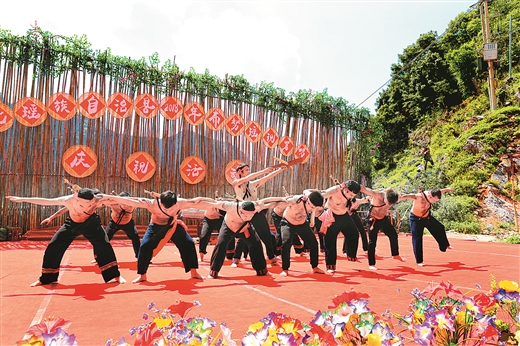 河池都安大化歡度祝著節